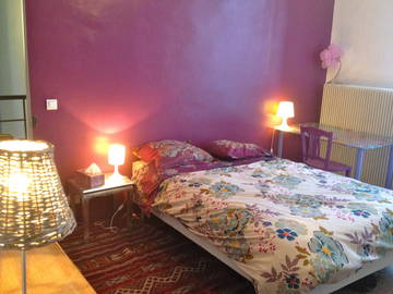 Roomlala | Quarto espaçoso para alugar em uma casa 
