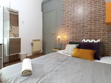 Roomlala | Quarto fantástico no centro da cidade (RH3-R13)