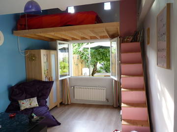 Roomlala | Quarto Grande com Mezanino em Bordeaux
