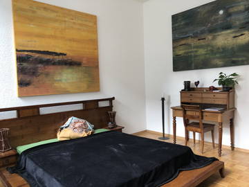 Roomlala | Quarto grande em loft no centro de Prilly (200m de Lausa)