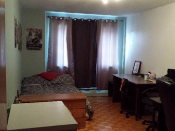 Roomlala | Quarto grande em um 5 1/2 em Rosemont 