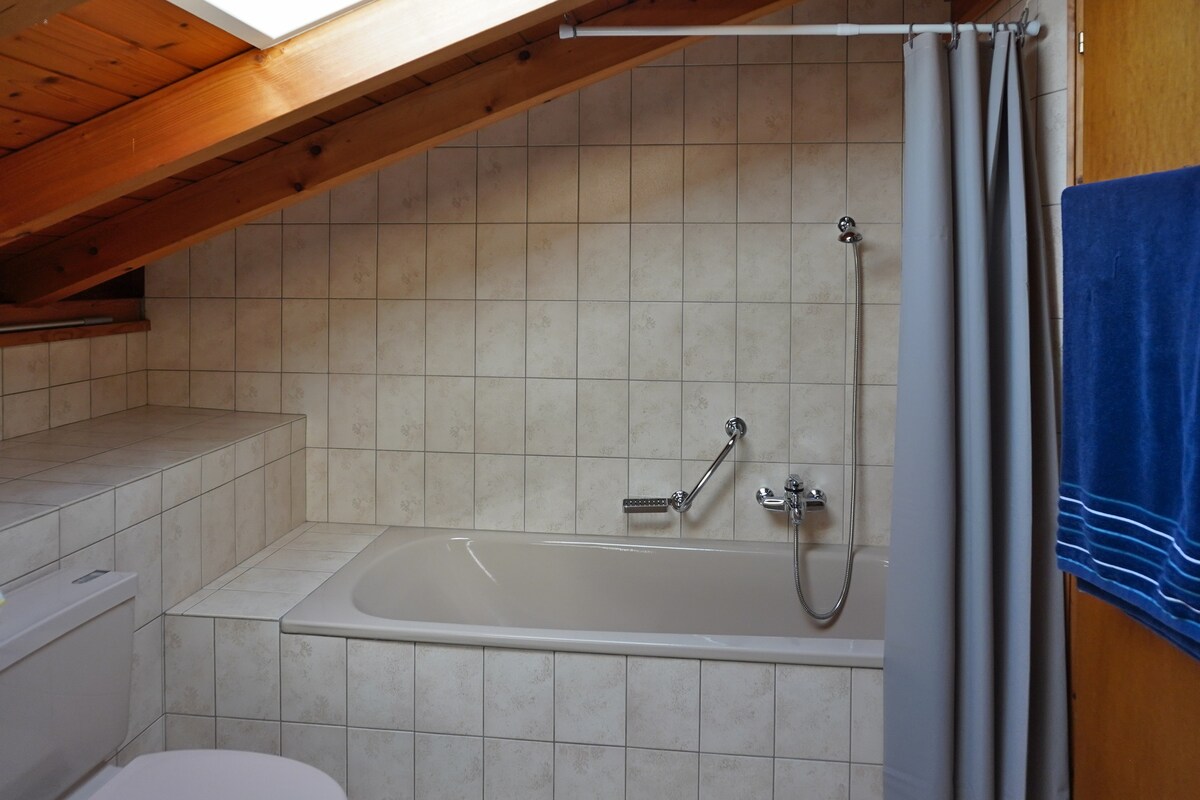 Quarto Em Casa Do Anfitrião La Grande Béroche 675805