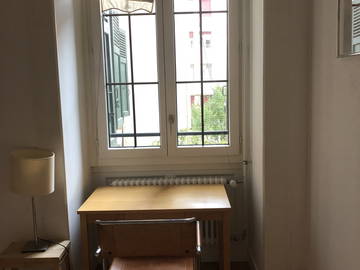 Roomlala | Quarto iluminado e silencioso