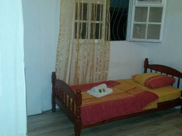 Roomlala | Quarto independente