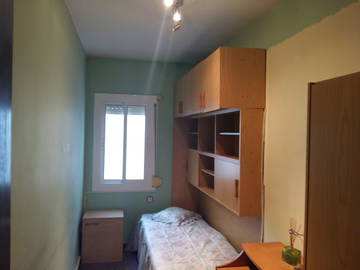 Roomlala | Quarto individual + banheiro