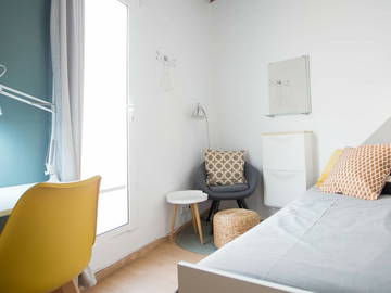 Roomlala | Quarto Individual com Terraço (RH19-R3)