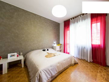 Roomlala | Quarto Individual Em Villa Independente