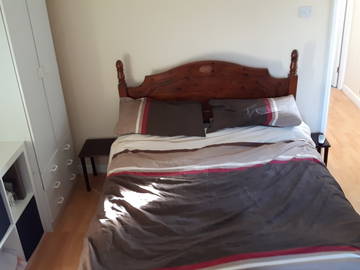 Roomlala | Quarto individual ou duplo disponível