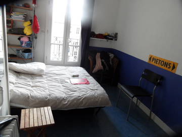Roomlala | Quarto lindo e iluminado
