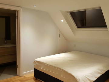 Roomlala | Quarto Loft Duplo Luminoso Com Casa De Banho Privativa