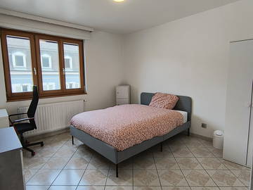 Roomlala | Quarto luminoso centro da cidade de Mulhouse 15m2