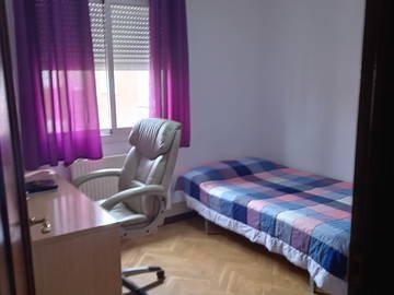 Roomlala | Quarto luminoso e acolhedor em Leganés
