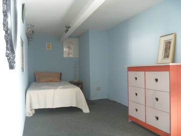 Roomlala | Quarto Mezanino Fechado em um Loft