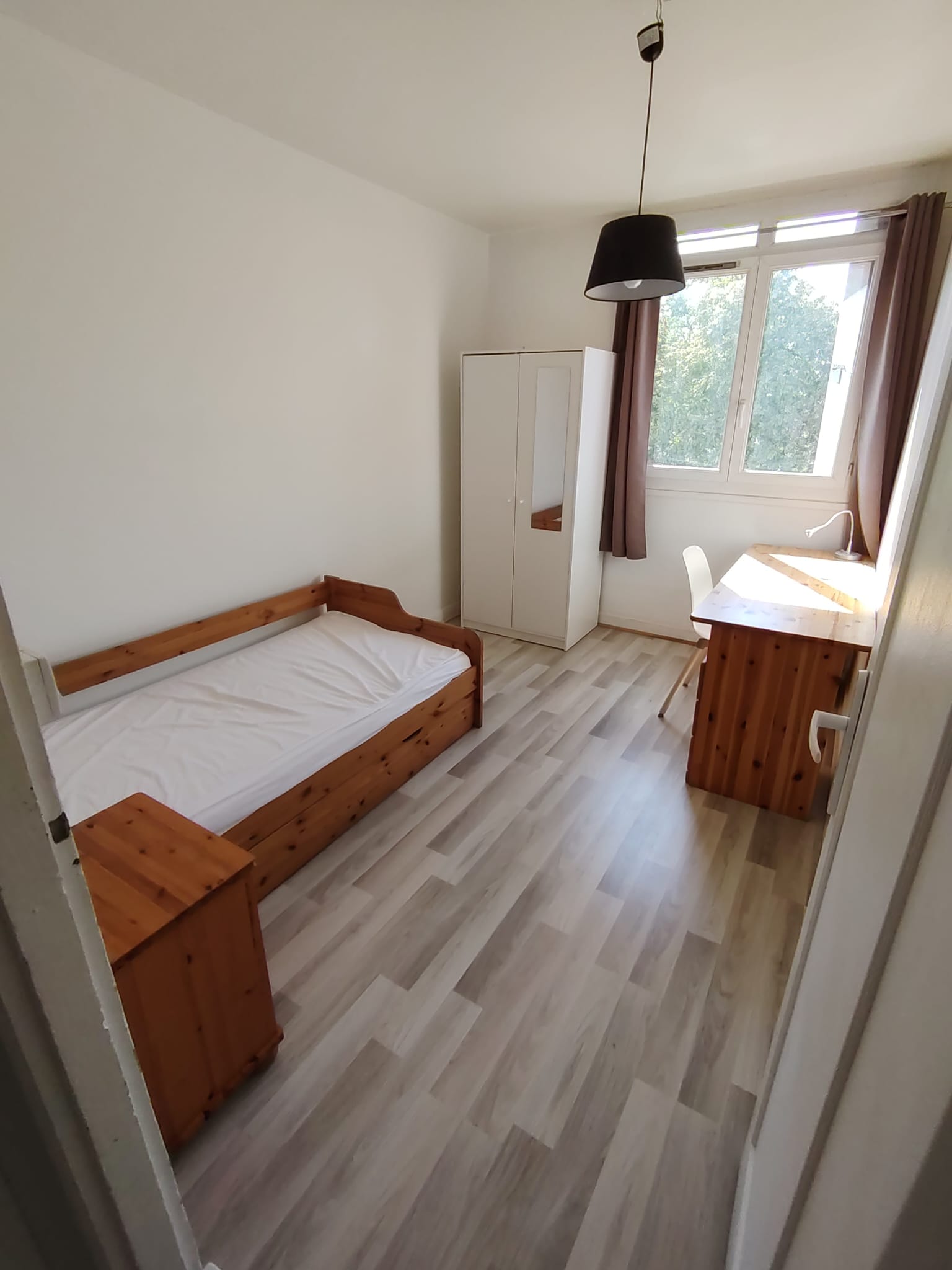 Alojamento Partilhado Ablon-sur-Seine 677315