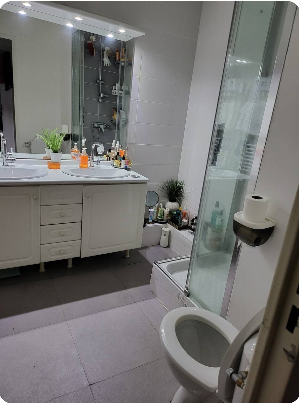 Quarto Em Casa Do Anfitrião Villeurbanne 517313