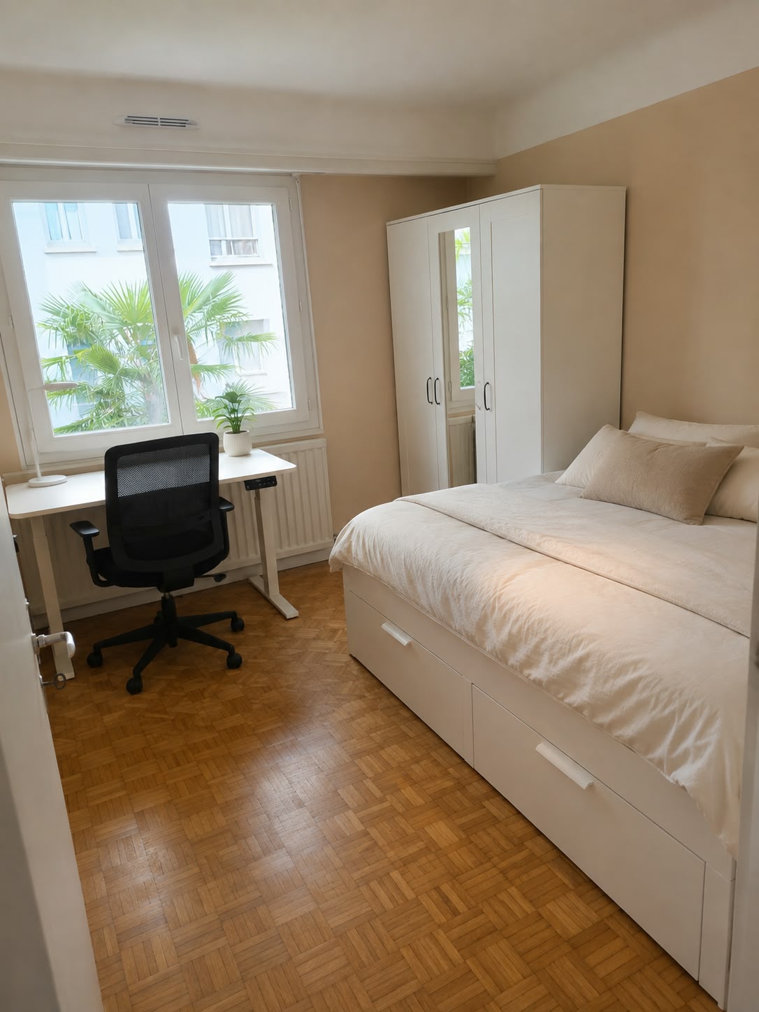 Quarto Em Casa Do Anfitrião Pau 674973