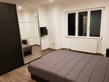 Roomlala | Quarto mobiliado 2 - WC/chuveiro - Cozinha compartilhada