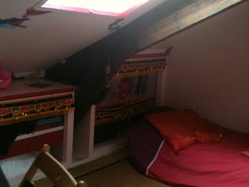 Roomlala | Quarto mobiliado 