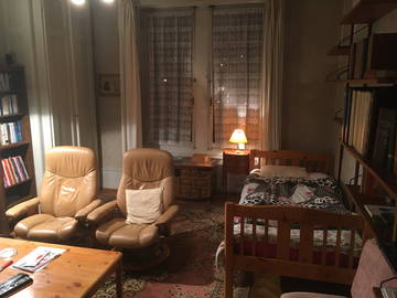 Roomlala | Quarto mobiliado