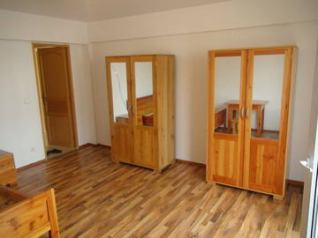 Roomlala | Quarto mobiliado