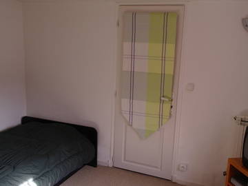 Roomlala | Quarto mobiliado de 12 m2 para alugar 