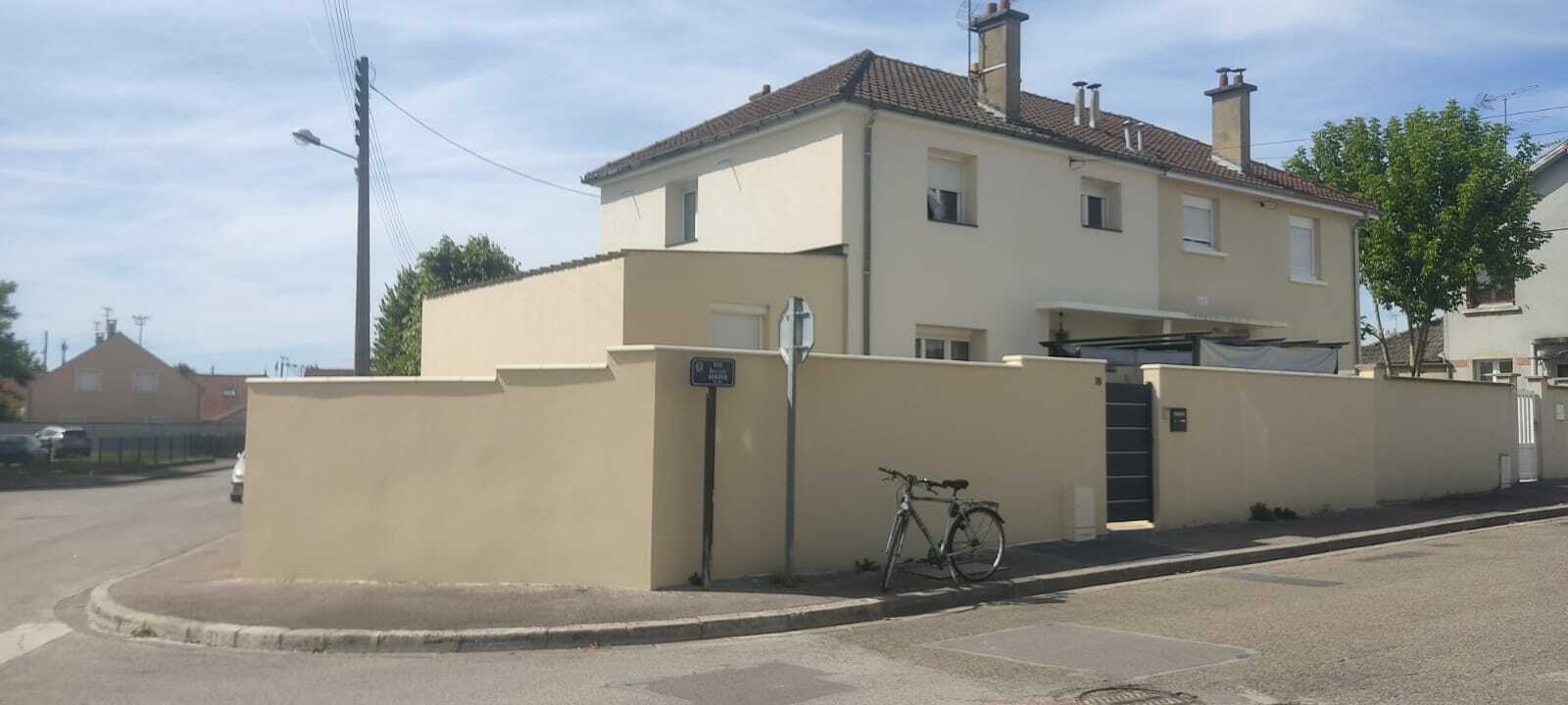 Colocação Saint-André-les-Vergers 260092