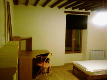 Roomlala | Quarto mobiliado e cozinha equipada em Caen