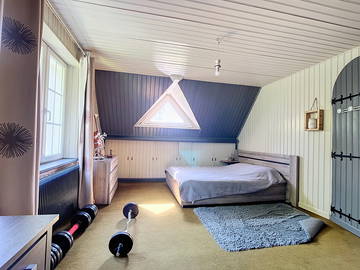 Roomlala | Quarto mobiliado em casa de morador