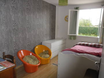 Roomlala | Quarto mobiliado em casa particular
