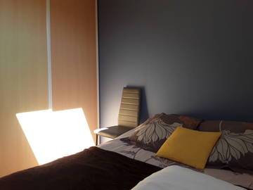 Roomlala | Quarto mobiliado em casa particular