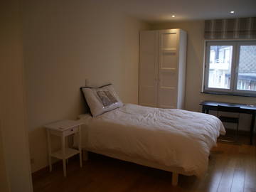 Roomlala | Quarto mobiliado em lindo apartamento
