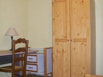 Roomlala | Quarto mobiliado em Massy