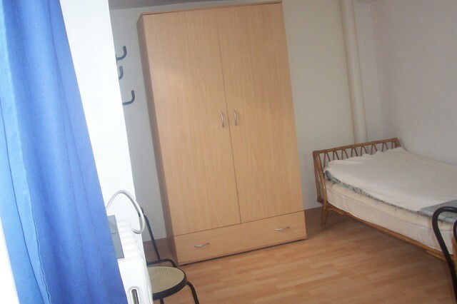 Hospedagem Em Casa De Família Tours 4402