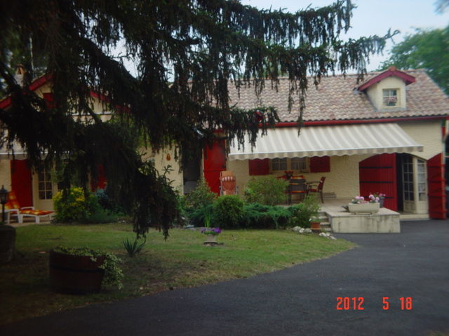 Hospedagem Em Casa De Família Cadaujac 23431