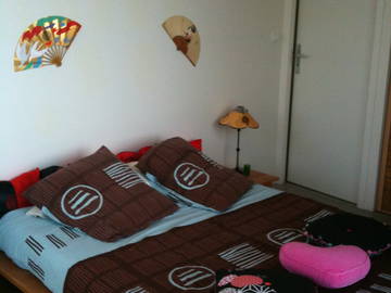 Roomlala | Quarto mobiliado na casa de um residente