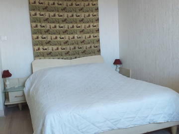 Roomlala | Quarto mobiliado na casa de um residente