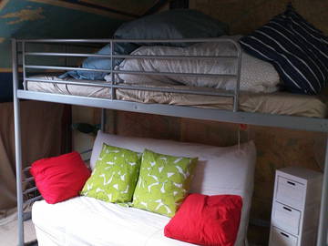 Roomlala | Quarto mobiliado no sótão
