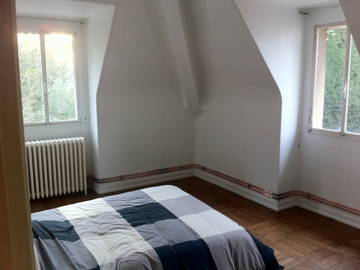 Roomlala | Quarto mobiliado para alugar
