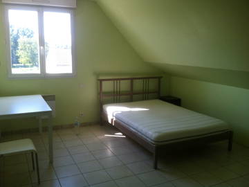 Roomlala | Quarto mobiliado para alugar