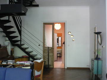 Roomlala | Quarto mobiliado para alugar em casa de residente