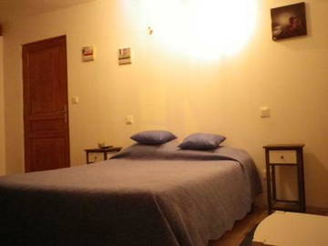 Roomlala | Quarto mobiliado R7