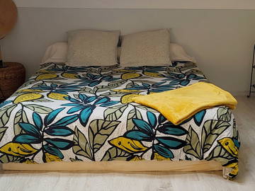 Roomlala | Quarto muito espaçoso para alugar no andar superior de uma casa