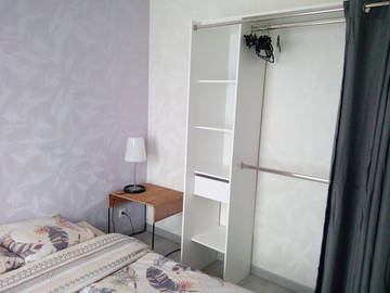 Roomlala | Quarto na casa de um morador local em Bordeaux