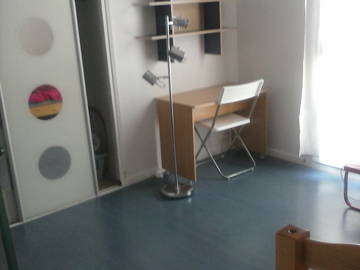 Roomlala | Quarto na casa do morador