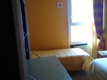 Roomlala | Quarto na casa do morador