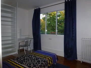 Roomlala | Quarto na casa do morador Ville-d'Avray