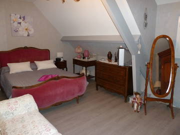 Roomlala | Quarto na casa do residente Dijon