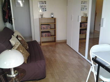 Roomlala | Quarto na casa do residente, estudante/estágio/treinamento