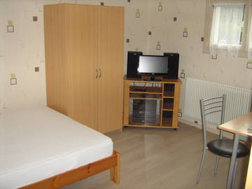 Roomlala | Quarto na casa do residente Perrigny-lès-Dijon