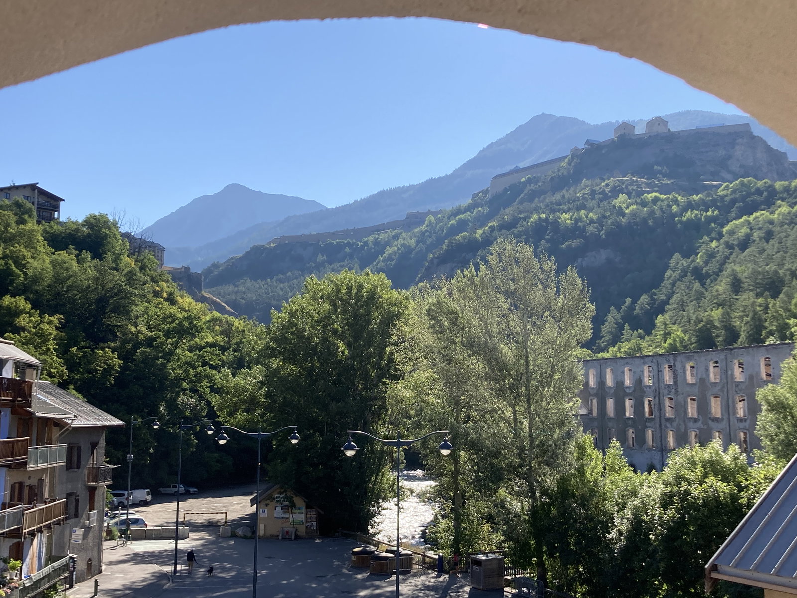 Colocação Briançon 411405
